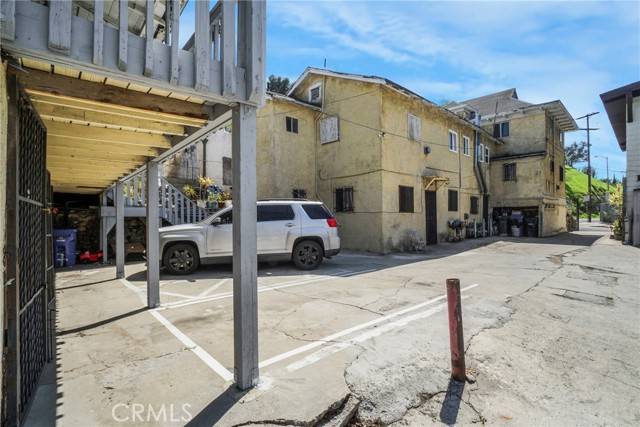 Los Angeles, CA 90031,145 E Avenue 35