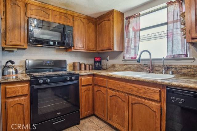 Helendale, CA 92342,14672 Rivers Edge Road