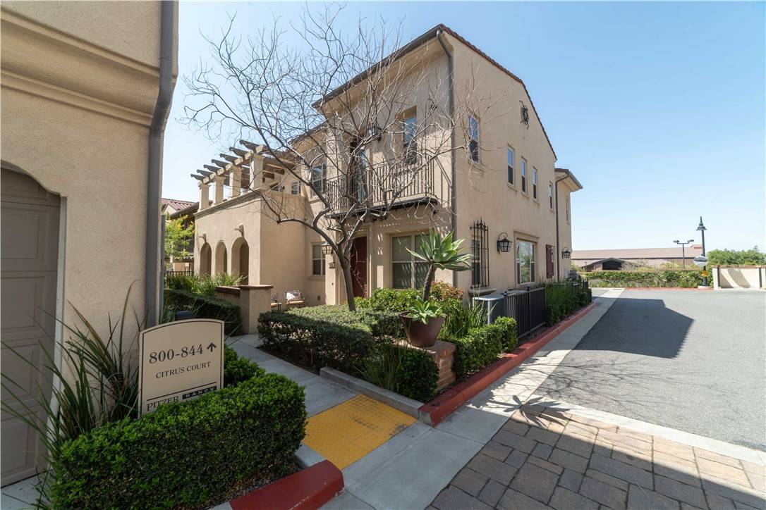 Claremont, CA 91711,828 Citrus Court
