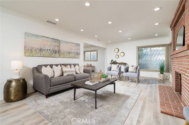 Glendora, CA 91741,453 W Laurel Avenue