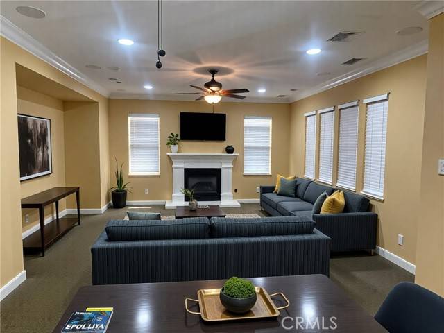 Corona, CA 92879,896 Baghdady Street