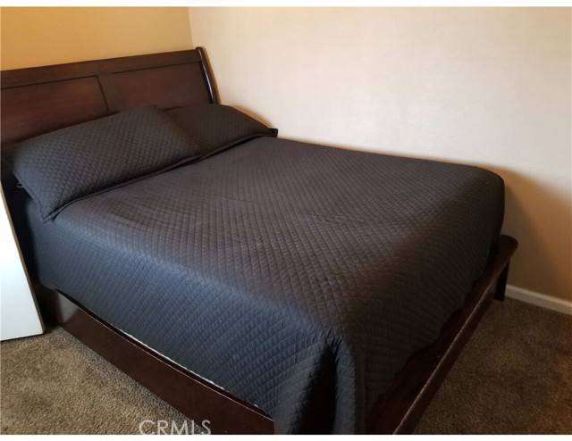 Fontana, CA 92336,7383 Juniper Avenue
