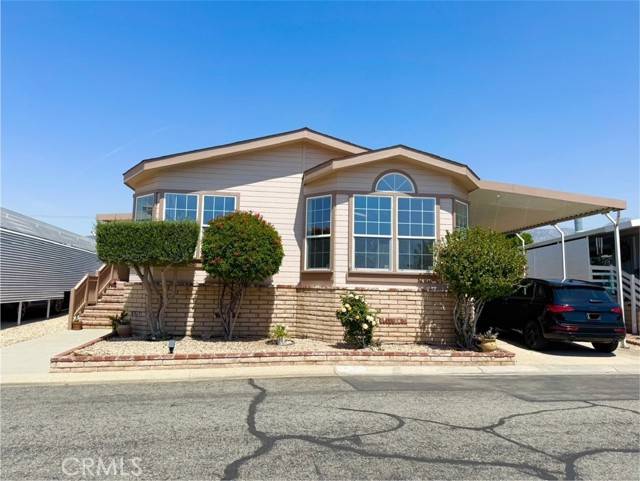 Upland, CA 91786,1400 W 13th #6