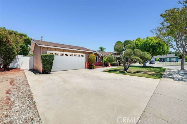 Covina, CA 91724,834 N Darfield Avenue