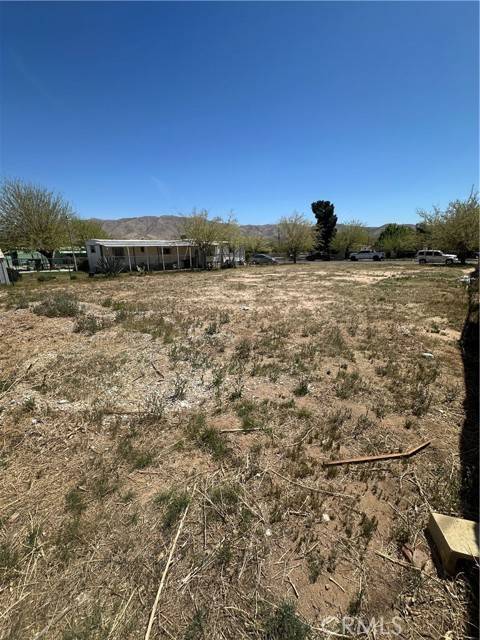 Hesperia, CA 92345,0 Hinton