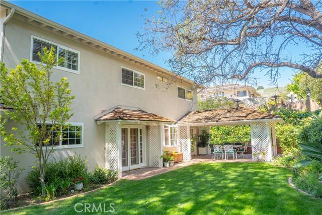 Agoura Hills, CA 91301,27328 Country Glen Road