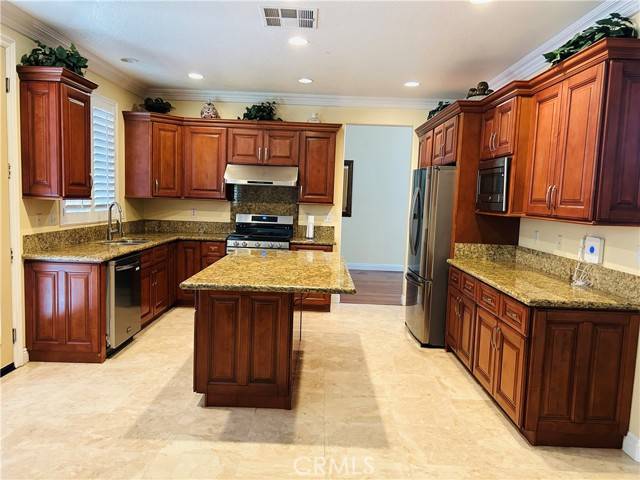 Riverside, CA 92571,4798 Albatross Ave
