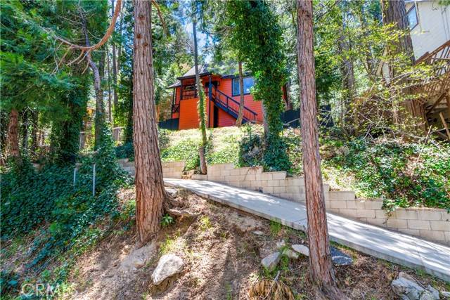 Crestline, CA 92325,23747 Bowl Road