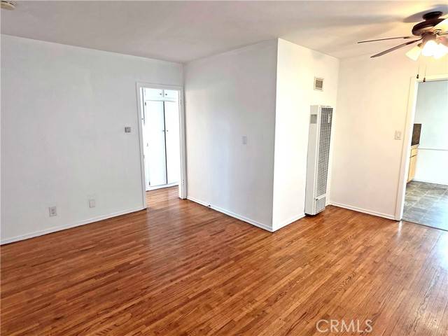 Culver City, CA 90232,3859 Tilden Avenue #5