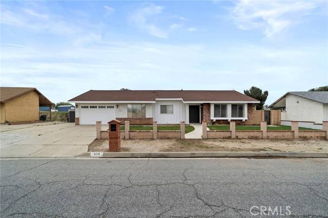 Jurupa Valley, CA 91752,5476 Trail Canyon Drive