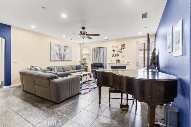 Fontana, CA 92336,16453 Freesia Court