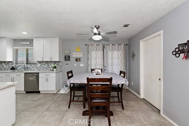 Apple Valley, CA 92308,20911 Wren Street