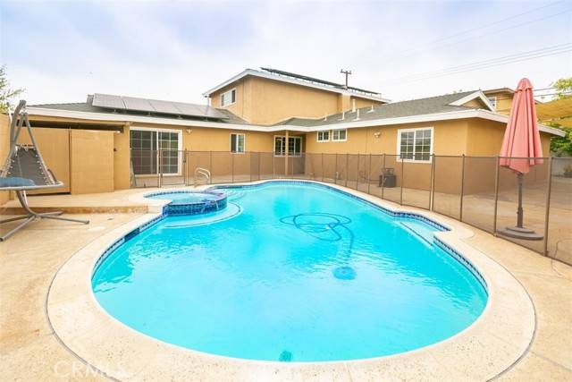 Anaheim, CA 92804,900 S Hayward Street
