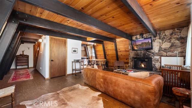 Big Bear Lake, CA 92315,42678 Cougar Road