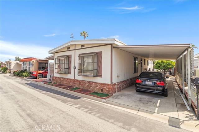 Monrovia, CA 91016,1035 E Huntington #25