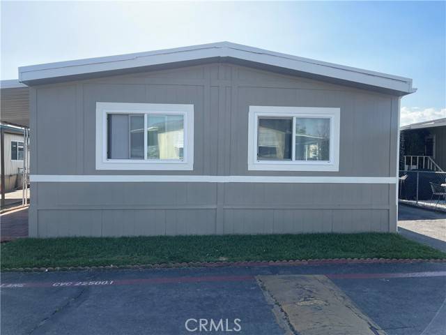 Rialto, CA 92376,250 N Linden #312