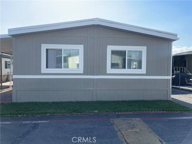 Rialto, CA 92376,250 N Linden #312