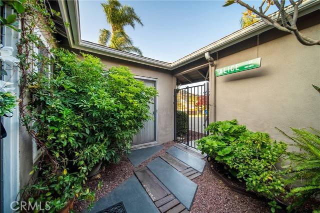 Glendora, CA 91740,1319 York Avenue