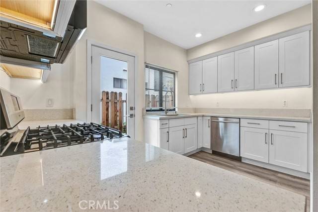 Pasadena, CA 91106,547 N Wilson Avenue #2