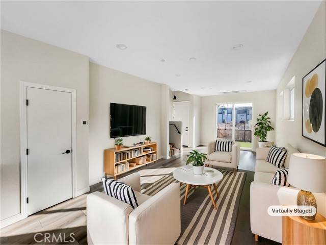 San Diego, CA 92104,4048 Cherokee Avenue