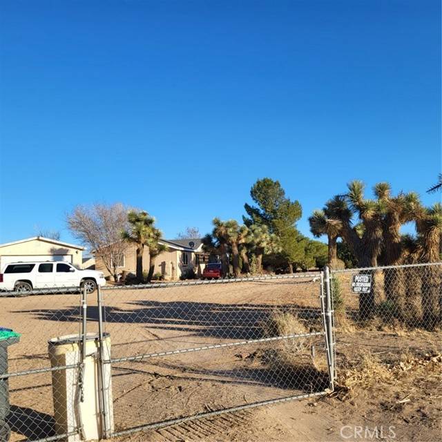 Phelan, CA 92371,9389 Smith Road