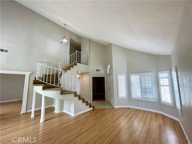 San Dimas, CA 91773,2302 Calle Sabina