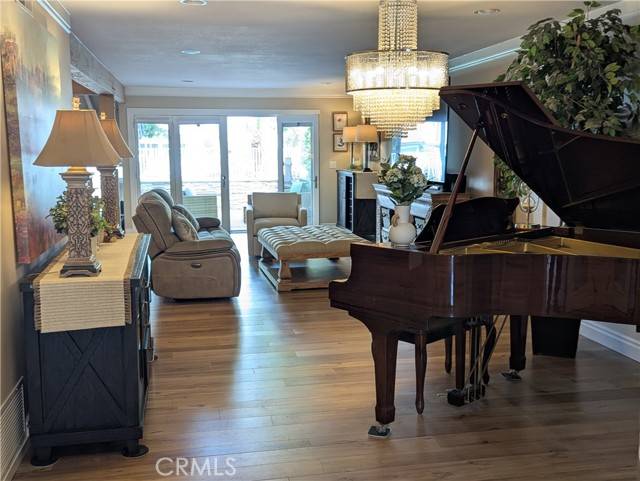 Newport Beach, CA 92660,306 Vista Trucha
