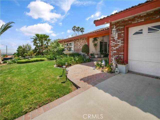 Rancho Cucamonga, CA 91737,5338 Falling Tree Lane