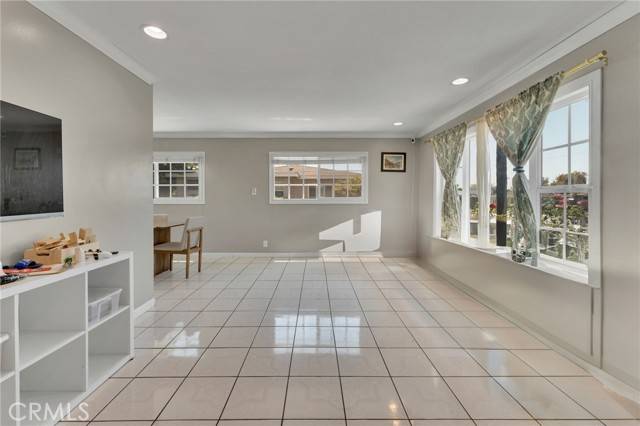 Covina, CA 91722,1450 N Aldenville Avenue