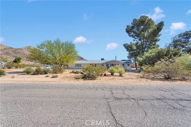 Apple Valley, CA 92307,19846 Serrano Road