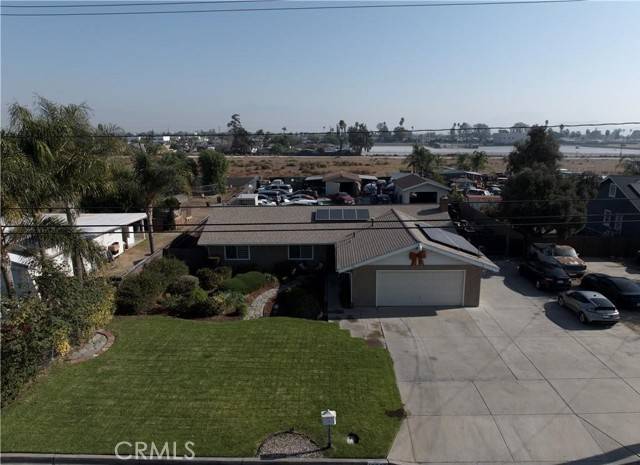 Bloomington, CA 92316,10695 LINDEN Avenue