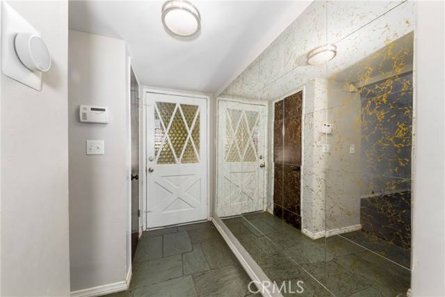Monrovia, CA 91016,261 E Fig Avenue