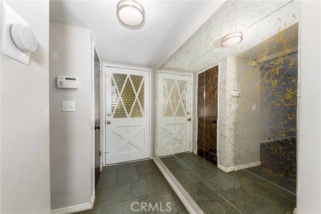 Monrovia, CA 91016,261 E Fig Avenue