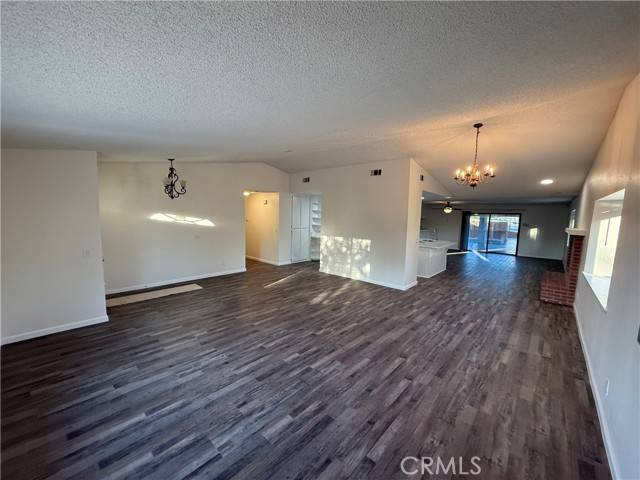 Apple Valley, CA 92307,15332 Tuscola Road
