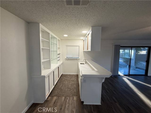 Apple Valley, CA 92307,15332 Tuscola Road