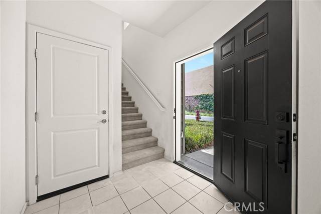 Ontario, CA 91762,2333 S Via Esplanade #25