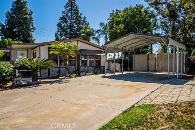 Corona, CA 92882,901 Norwich Way