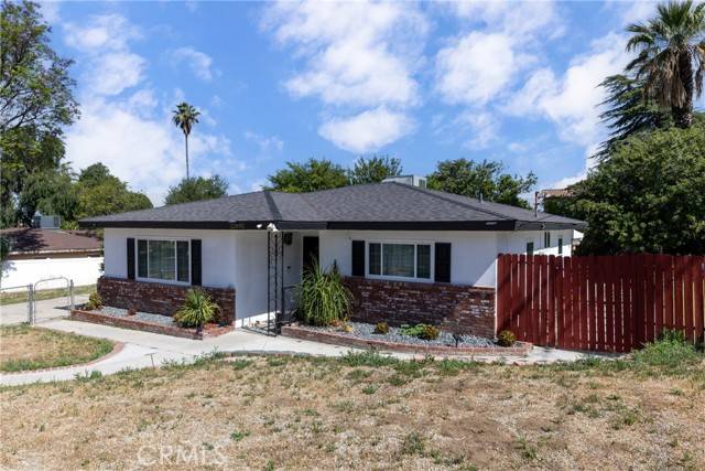 Grand Terrace, CA 92313,22892 Palm Avenue