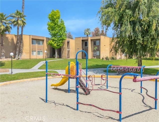 Riverside, CA 92501,1066 N Orange Street
