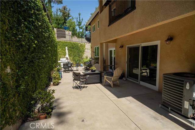 Los Angeles, CA 90065,1630 Bridgeport Drive