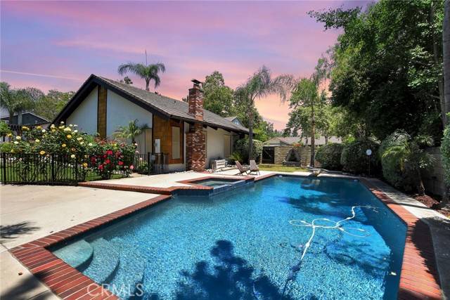 Claremont, CA 91711,2305 Bonnie Brae Avenue