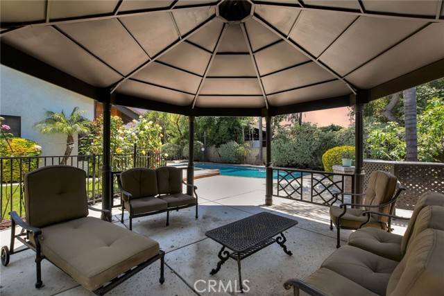 Claremont, CA 91711,2305 Bonnie Brae Avenue
