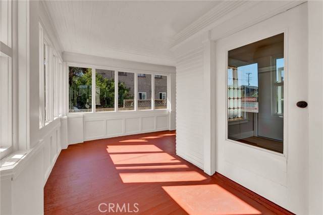 Los Angeles, CA 90042,227 N Avenue 57