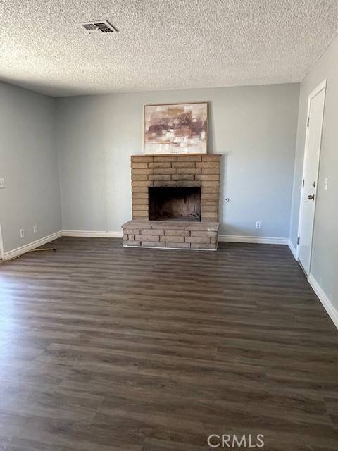 Victorville, CA 92395,15577 Nisqualli Road