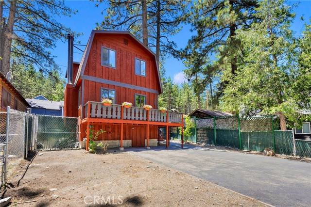 Wrightwood, CA 92397,1381 Laura Street