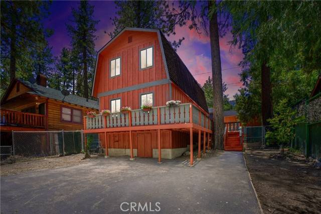 Wrightwood, CA 92397,1381 Laura Street