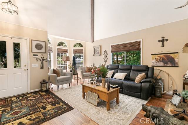 Lake Arrowhead, CA 92352,430 Rainier Rd.