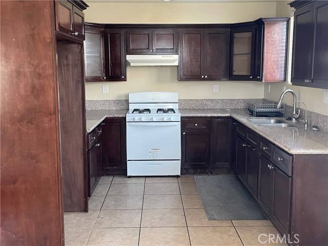 Pomona, CA 91766,580 E 12th Street