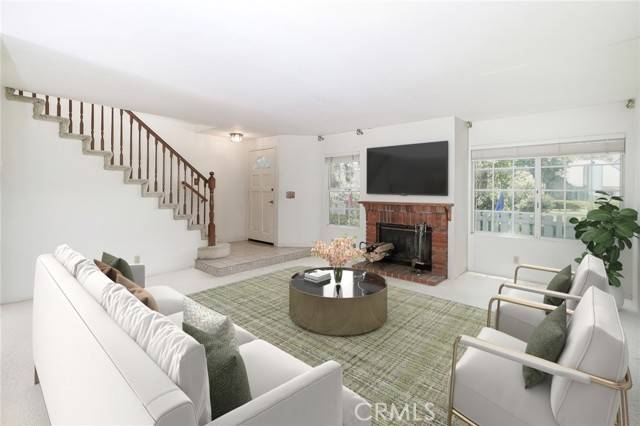 Simi Valley, CA 93065,345 Jeremiah Drive #C