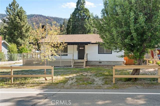 Wrightwood, CA 92397,955 Apple Avenue